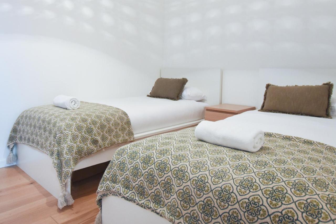 Partition By Holyguest Apartment Tel Aviv